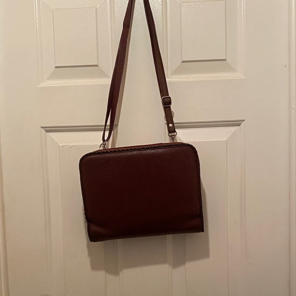Dooney & Bourke Chestnut Leather Bag with Emblem - Picture 10 of 16